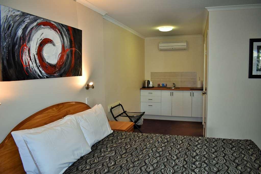 Best Western Caboolture Gateway Motel Room photo