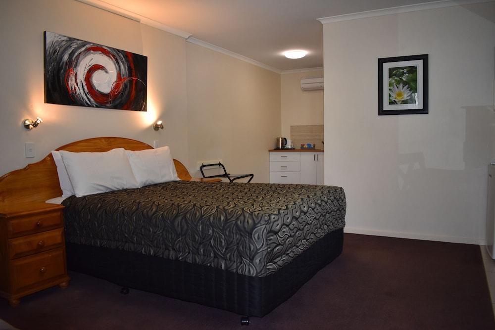 Best Western Caboolture Gateway Motel Exterior photo