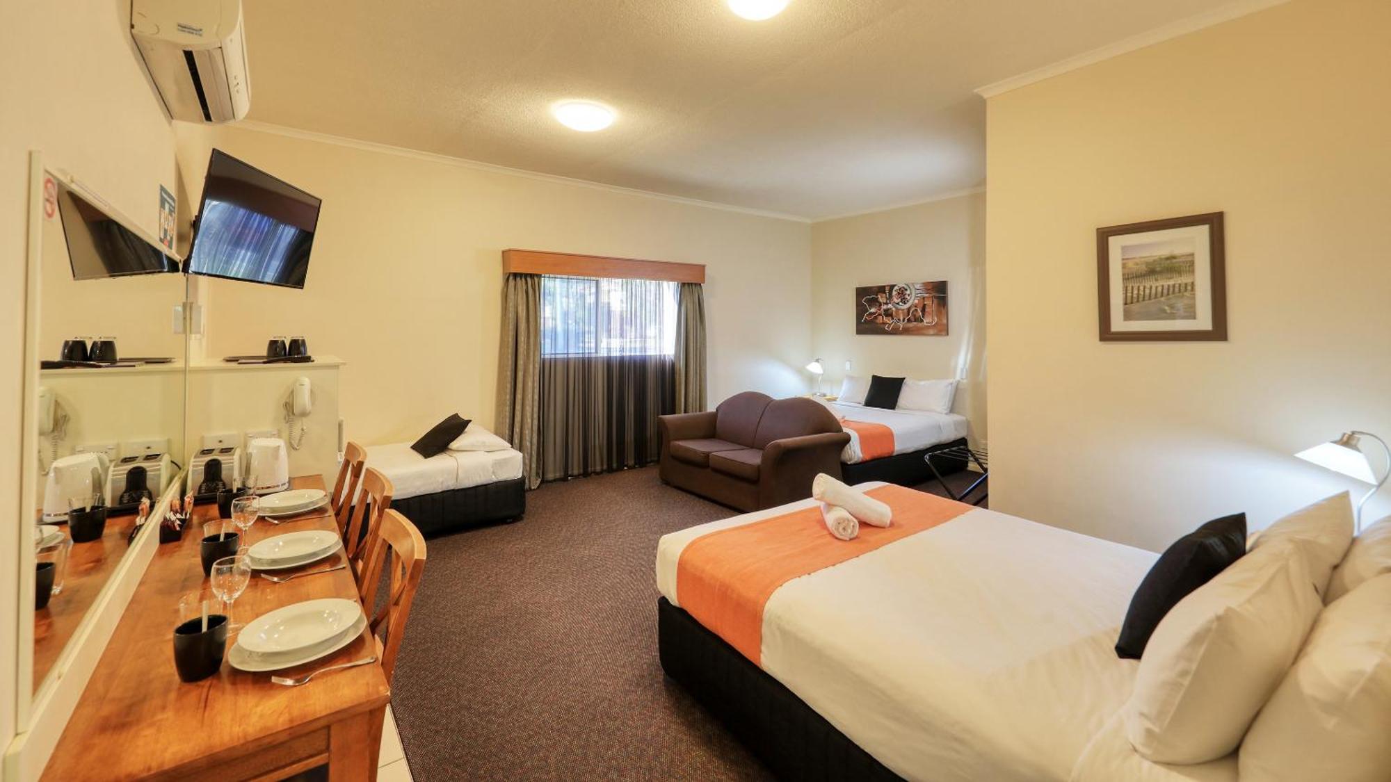 Best Western Caboolture Gateway Motel Exterior photo